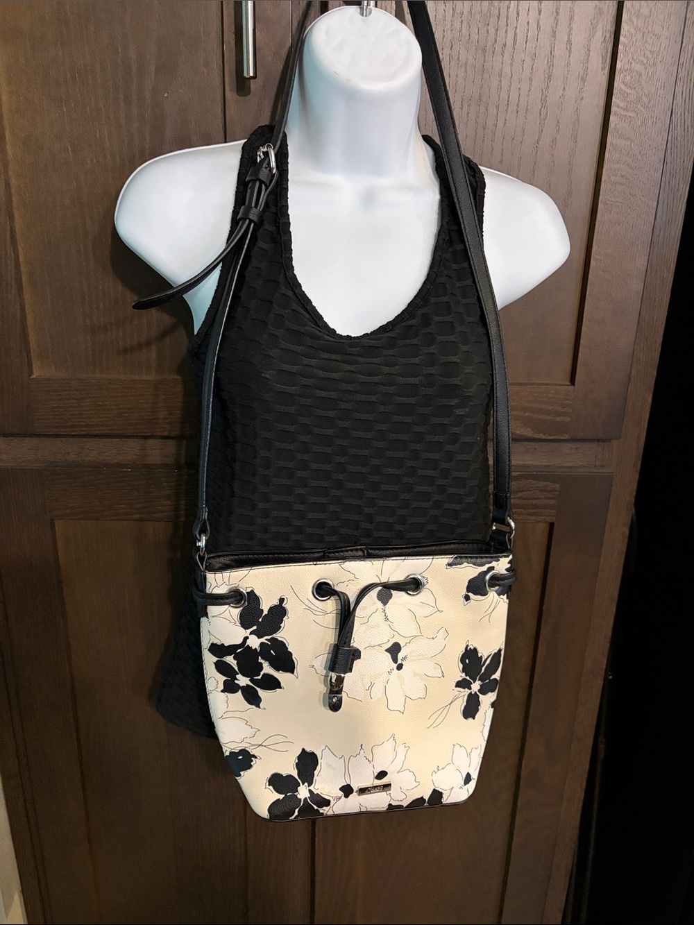 Source Unknown Cream and Black Floral Drawstring Crossbody Bag